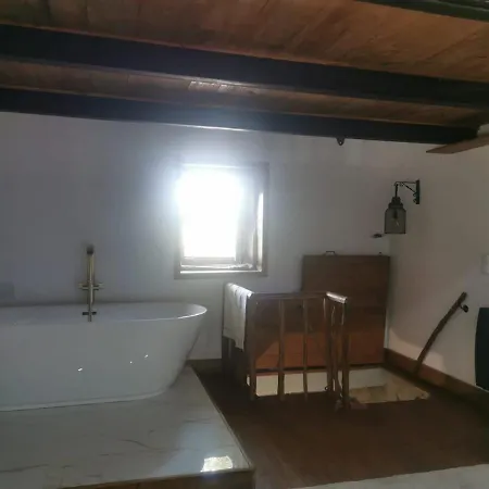 Quinta De Carvalho, Carvalho, Celorico De * Basto