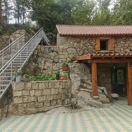 Quinta De Carvalho, Carvalho, Celorico De Nyaraló *