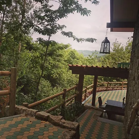 Quinta De Carvalho, Carvalho, Celorico De *