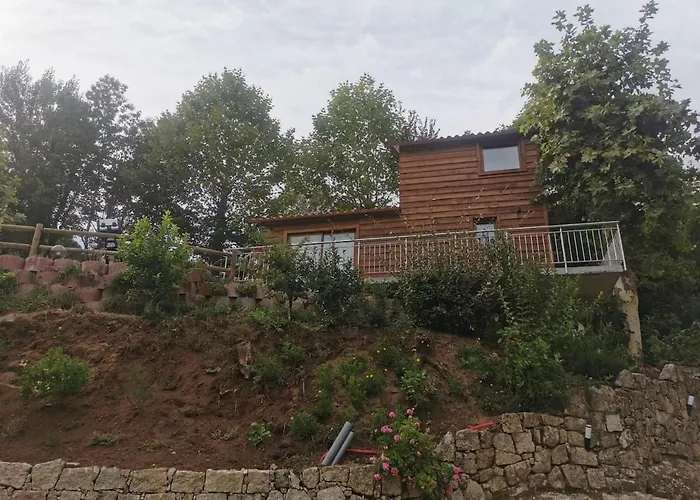 Quinta De Carvalho, Carvalho, Celorico De Feriehus