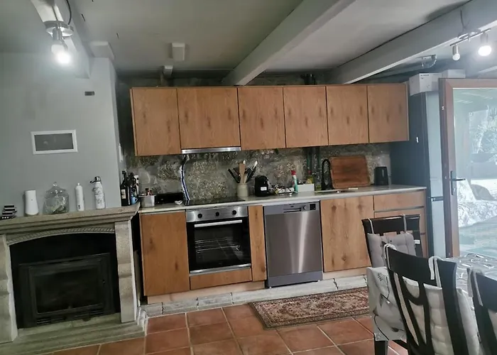 Quinta De Carvalho, Carvalho, Celorico De * Basto